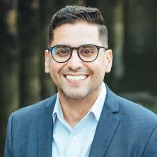 📢 Looking for CANADIAN YOUTUBERS 🇨🇦 With our official launch of YouTube 