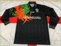 Up close and personal the gripping biography of one of the most successful managers in the game, jos? Venezia Fc Home Football Shirt 1997 1998