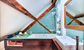 The poor bathroom always gets the short end of the decorating stick. Small Rustic Bathrooms 15 Fabulous Ideas For Everyone