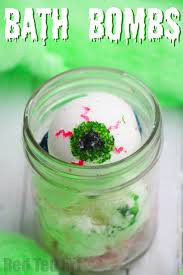 These halloween bath bombs are simple to make, but i love the layering and the sprinkles. Halloween Bath Bombs Diy Red Ted Art Make Crafting With Kids Easy Fun