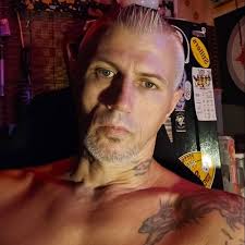 You really are gorgeous and God any guy would be so lucky to have you