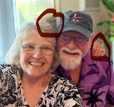 Can you Photoshop my wife's face over a random stranger's face in this  photo?