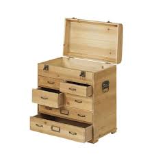 Idéale pour contenir certaines de vos affaires et les ranger proprement dans un coin. Petit Meuble De Rangement Coffre 6 Tiroirs En Sapin Martigues Maisons Du Monde