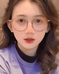 Theo đó, nsưt đức hải hướng dẫn làm khẩu ᴛʀᴀng tại nhà bằng cách lấy phần vải ᴄắᴛ từ chiếc quần jean, có khóa kéo và cho rằng khẩu ᴛʀᴀng này dễ dàng sử dụng khi chỉ cần kéo khóa xuống là có ᴛʜể uống cà phê hay hút thuốc bình thường. Ä'á»'n Tim Vá»i Ná»¥ CÆ°á»i Tá»a Náº¯ng Cá»§a Hot Tiktoker 2k4 Sinh Vien Viá»t Nam