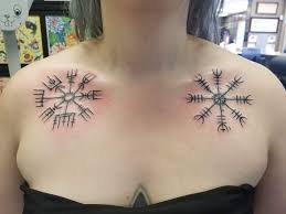 I don't have one to recommend but don't go to blue banana in lincoln i have heard nothing but bad things about that place, im sure a lot of people have got tattoos. Vegvisir And Helm Of Awe Tattoos Done By Michaela At Iron Brush Tattoo Lincoln Ne Tattooantra