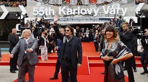 Na mezinárodní filmový festival v karlových varech zavítá i superstar johnny depp,. Nfqfrtyz Fd Em