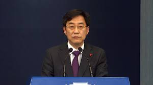 책은 호기심 가득한 대학생 곽효민(20) 씨의. í˜„ìž¥ì—°ê²° é' ê¹€ì¢…ì¸ ì´ì í–‰ìœ„ ë°œì–¸ ë¬µê³¼í•  ìˆ˜ ì—†ì–´ ì—°í•©ë‰´ìŠ¤tv