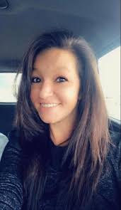 Ashley Dill's Instagram, Twitter & Facebook