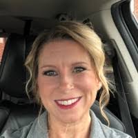 Melissa Nipper's Instagram, Twitter & Facebook