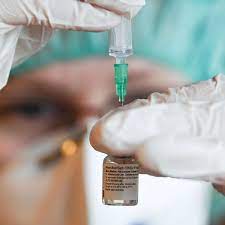 Nun wird in israel das vakzin von biontech/pfizer geprüft. Biontech Impfstoff Gegen Corona Welche Nebenwirkungen Bei Der Impfung Drohen Verbraucher