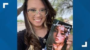 Christi Barnes's Instagram, Twitter & Facebook