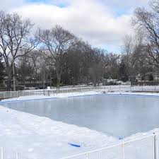 With our comprehensive range of outdoor ice rink supplies, your backyard ice rink will be the leading venue for twilight skating, ice hockey games and all kits. 75 X75 Skating Rink Kit For Sale Iron Sleek