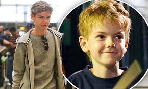 Love Actually Child Actor Thomas Brodie Sangster Looks All Grown Up Thomas Brodie Sangster Child Actors Love Actually
