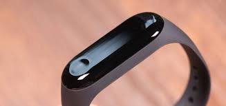 Xiaomi mi band 3 фитнес билакузуги профессионал спортчи ва оддий фойдаланувчилар учун бирдай маъқул бўлади. Xiaomi Mi Band 3 Recenzii Si Pareri Despre Noua Bratara De La Xiaomi