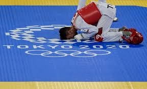Jendoubi scooped a silver medal on saturday, july 24, in the men's taekwondo 58kg category. H9ougkd5 Xysvm
