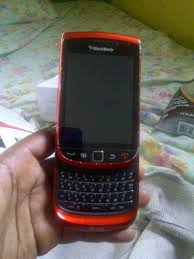 Features 3.2″ display, 5 mp primary camera, 1270 mah battery, 8 gb storage, 768 mb ram. Blackberrys Got Cheapa 9800 45k 9810 73k Bold Touch 84k More In Ere Phone Internet Market 2 Nigeria