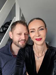 Dani Carroll (@danicarroll43) 使用Loosen Up