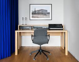 Just ask interior design and author will taylor. 10 Minimalist Modern Zoom Backgrounds For Virtual Meetings Design Milk