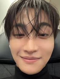 HongJoong 홍중 México added a new photo.