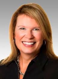 Karen Rawson's Instagram, Twitter & Facebook