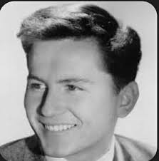 🙏 Years active: 1932-1988