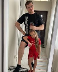 Maybe you would like to learn more about one of these? Kristina Asmus Ostavila Doch Gariku Harlamovu Zhurnal Grazia