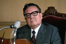 🫂 "Sepan que se abrirán de nuevo las grandes alamedas por donde pase el  hombre libre, para construir una sociedad mejor" Salvador Allende 📆 Un día  como hoy pero de 1973 un