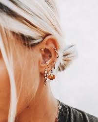 Historically it was performed by the mangebetu of zaire and the gorakhnathis. 15 Chic And Bold Conch Piercing Ideas Styleoholic