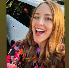 Customer service? #midweekmemes I'm absolutely losing Little Caesars  Stopped into this Little Caesars just trying to get pizza and ended full