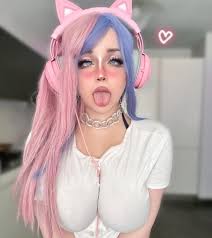 ASMR Amy B full videos tits close-up