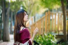 If you have your own one, just send us the image and we will show. Awesome Cute Beautiful Girls With Flower Wallpapers Hd Images Wallpapers Hd