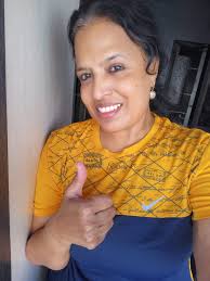 19 ladies at today's class, we used the ankle weights for more strength and  resistance. Thanks for staying for our Breast Csncer morning tea after 💗