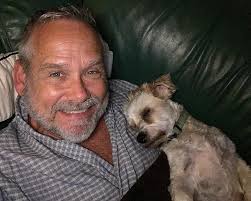 Chilling with Miss Thing. #amanandhisdog #mansbestfriend🐶  #tootsiewonderwoman #dogsarefamily #sendingpositivevibes #loveandpositivity  #dayoffvibes #smilepassiton #unapologeticallyme #bearsofinstagram  #instabear #instagay