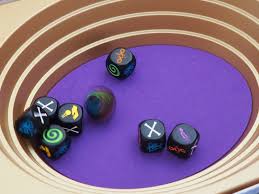 El juego de los dados fue el más frecuente en las clases más bajas. Strike Harry Potter El Magico Juego De Mesa De Dados