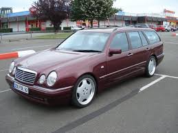 Mercedes W210 Stance Szukaj W Google Mercedes Benz World Benz Mercedes Benz