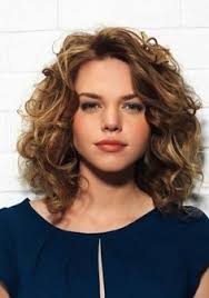 #medium length hairstyles #medium hairstyle #haircuts for fine hair #cute hairstyles for curly hair #bridal hairstyles for short hair. Shoulder Length Curly Hair