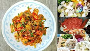 Nasi goreng juga mudah untuk disediakan malah cara penyediaanya boleh mengikut citarasa individu itu sendiri. Resepi Lontong Goreng Hidangan Dari Johor Yang Enak Dan Mudah Dibuat Daily Masak