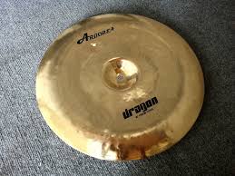 ไชน่าเกรดพรีเมี่ยม arborea รุ่น Dragon ขนาด 16 นิ้วใบละ 1600 บาท ขนาด 18  นิ้วใบละ 1900 บาท มีอย่างละ 3 ใบครับ