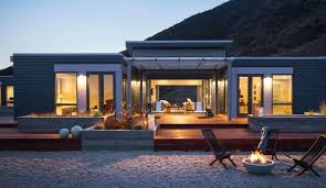 Photo 15 Of 23 In 22 Modern Prefab Companies That Every Homebuyer Can Beach House Design Modern Beach House Affordable Prefab Homes