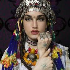 Bing Guan （管秉宸）