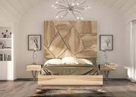 chambre en bois de chene avec decorations en laque mod windsor mobilier de chambre mur de tapisserie chambre bois