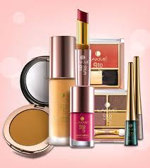 Top 10 Lakme Products For Your Bridal Makeup Kit Top Makeup Products Makeup Kit Lakme Makeup Kit