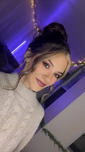 Miranda Leah 🌻 (@mleeyax)