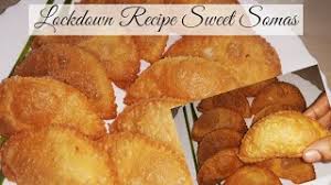 Sweet somas is nothing but a crispy and flaky outer layer stuffed with simple coconut sweet stuffing. Sweet Somas Herunterladen