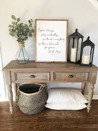 34 Idees De Decoration De Salon De Ferme Rustique Romantique Rusticfarmhouse Farmhouse Decor Decoration Maison Finition De Meubles Deco Fait Maison