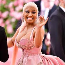 (the pair were tourmates on grande's sweetener world tour.) the song will be the latest in a long line of collaborations between minaj and grande, bed, get on your knees, side to side, the light is coming and. Nicki Minaj Ohne Make Up Bin Ich Frei Gala De