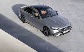 It is available in 8 variants, 4 engine options that are bs6 compliant and a single automatic. 2022 Mercedes Benz C Class Debuts With Spectacular Interior The Car Guide