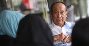 Muhammad shafee abdullah menyifatkan allahyarham tun dr. Salleh Abas Sacking Dr M Had A Role To Play Says Ex Ag Abu Talib