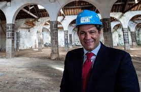 Mais 1095 pessoas chamadas manuel marques estão no linkedin veja mais pessoas chamadas manuel. Mario Ferreira Compra Antiga Real Companhia Velha Em Gaia Turismo Publico