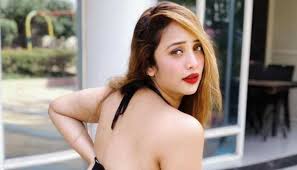 Bhojpuri Actress Rani Chatterjee takes break from social Media annouced in  Instagram Story | Bhojpuri Actress: रानी चटर्जी ने अचानक सोशल मीडिया से लिया  ब्रेक, फैंस हुए हैरान | Hindi News, Zee